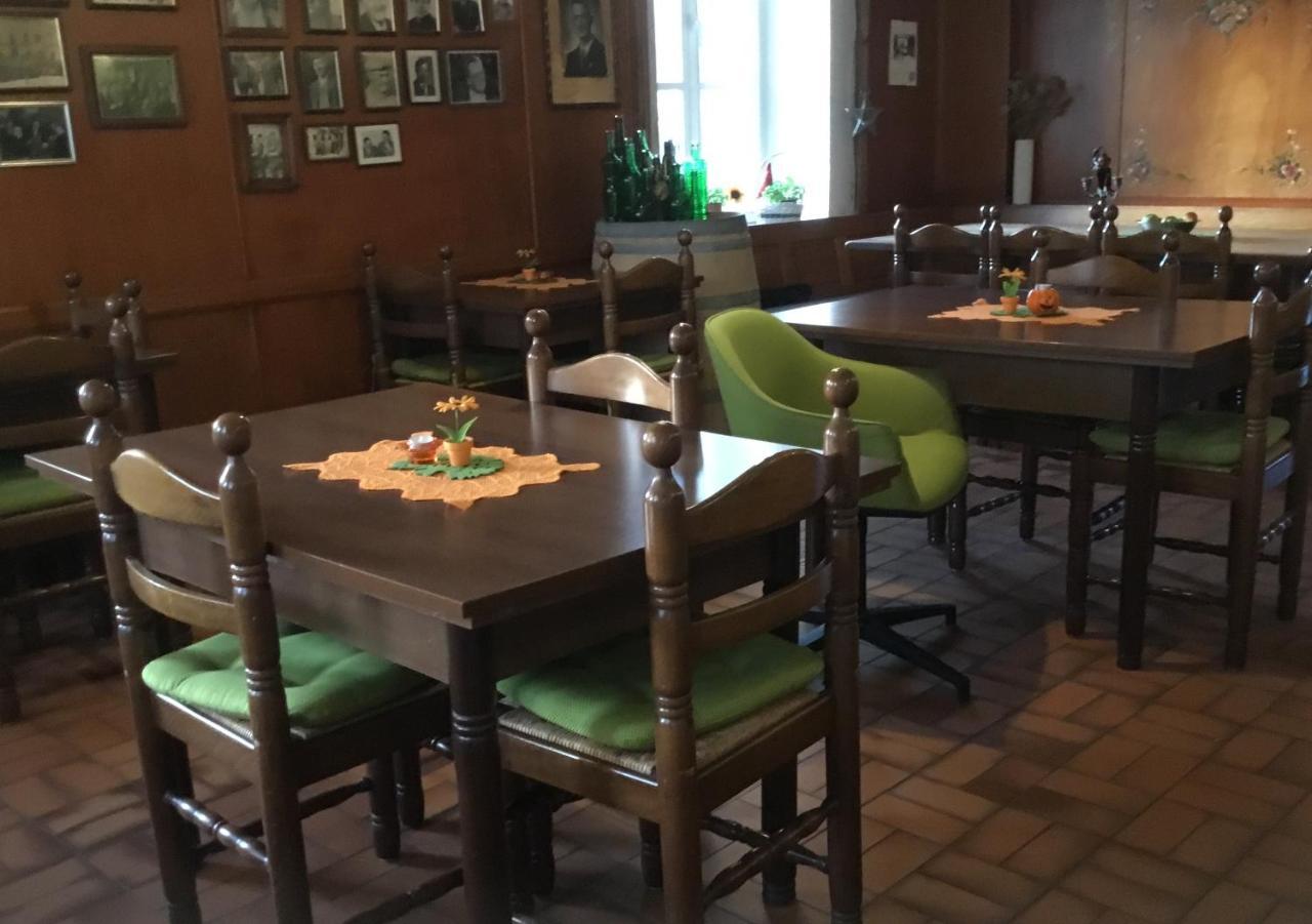 Oberthal Hotel Zur Eiche מראה חיצוני תמונה